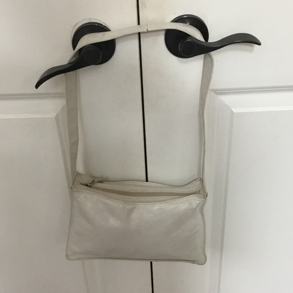 Pegabo Leather Shoulder Bag in White Pearl - Classic Minimalist Style